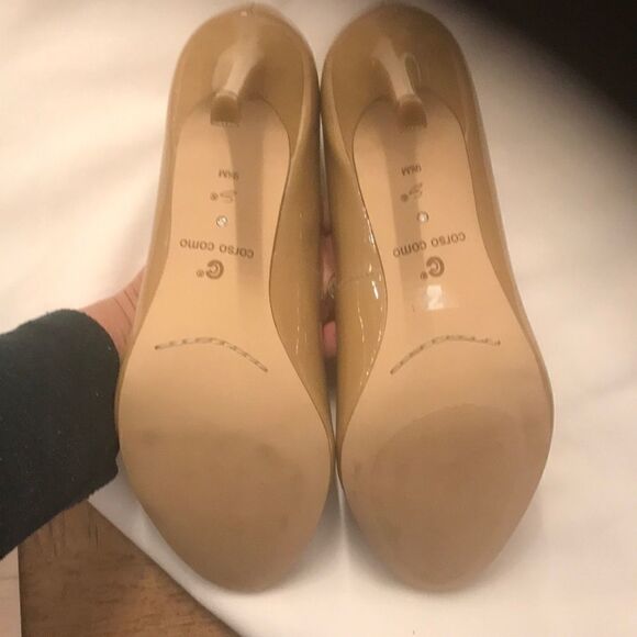 CORSO COMO TAUPE PUMPS.  NEW - Picture 7 of 8
